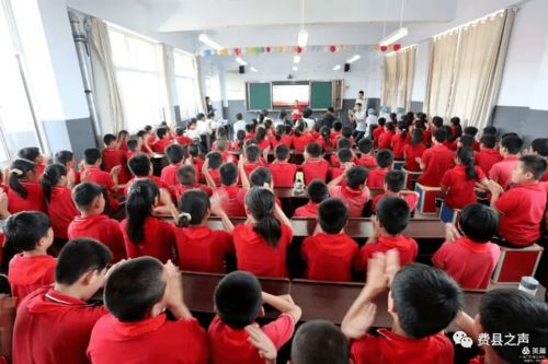 學(xué)史力行辦實(shí)事 融媒主播進(jìn)校園，志愿服務(wù)溫暖胡陽徠莊完小